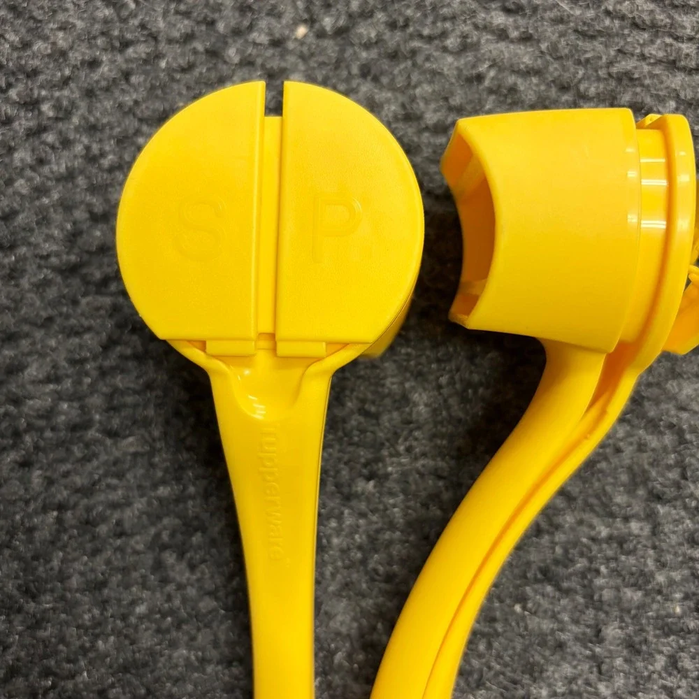Tupperware Vintage Yellow Picnic Salt Pepper Shaker Fork Spoon Utensil Set 2pc
